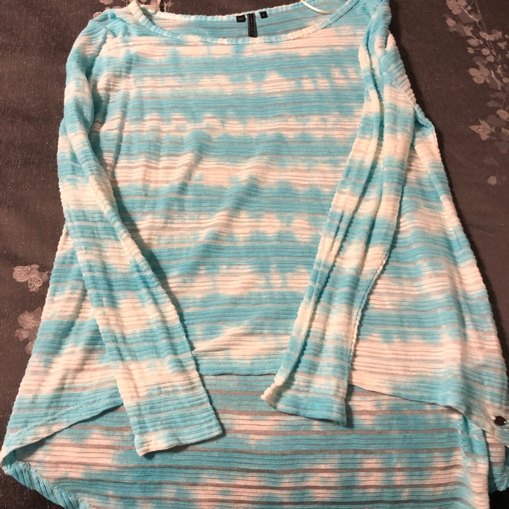 Guess Small top.  New without tags.